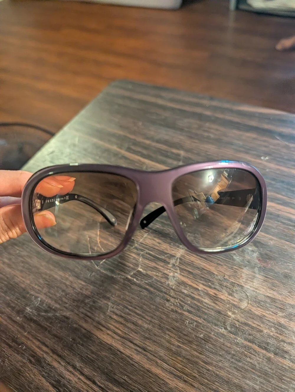 Prada SPR 18L-A 7ZK-4V1 Purple sunglasses Logo temple Plaque Size 58-15-13 NEW